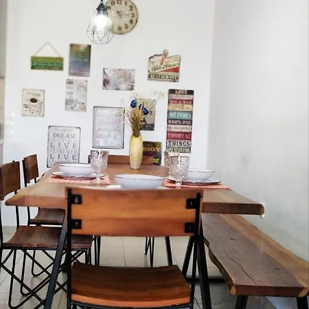 Alkyonis House *